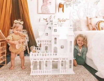 winnie dot dolls house