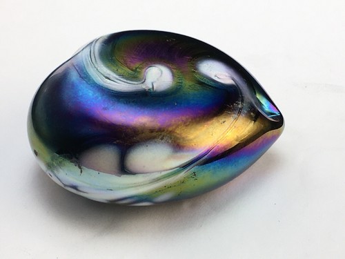 Irisierender blauer Kunstglas Briefbeschwerer Herz - Bild 4 von 12