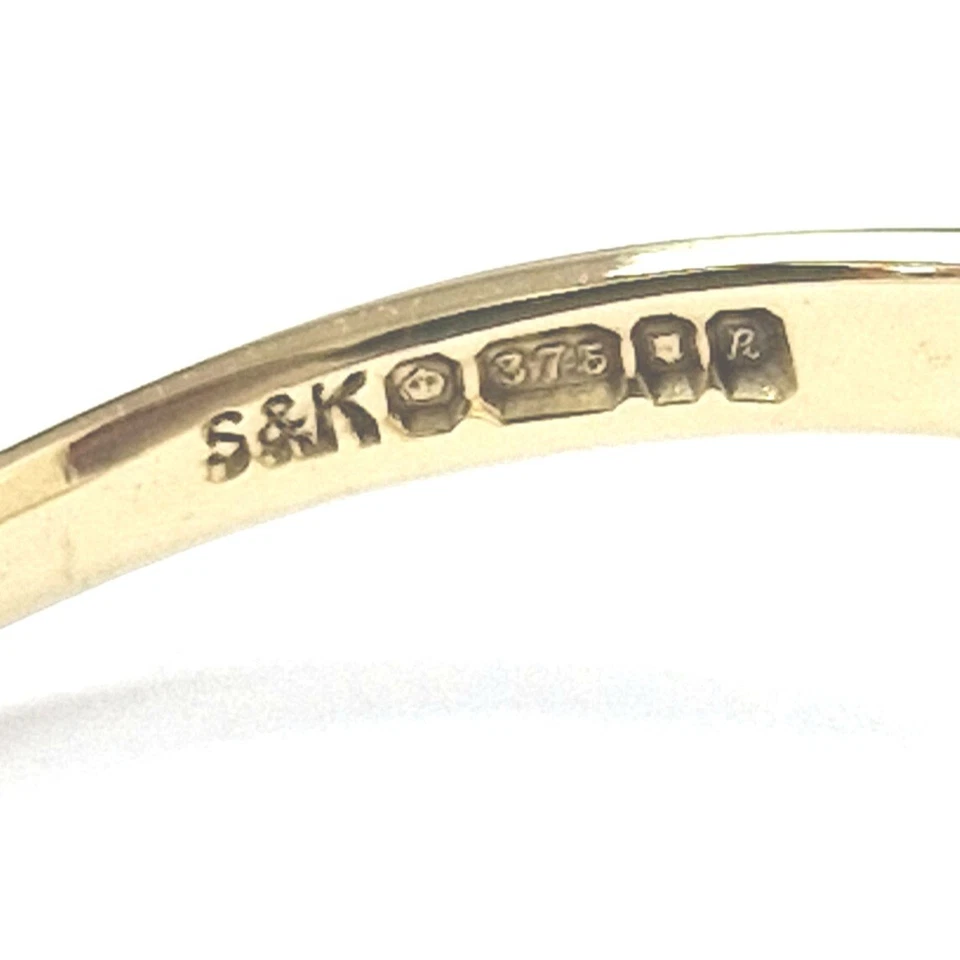 9ct Gold Diamond Ring Twisted Style V Shaped Size O 1/2 Hallmarked 1.7g - Image 2 of 4