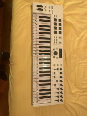Arturia KeyLab Essential 49 Keyboard Controller