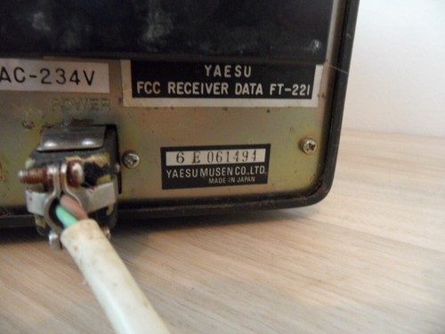 Yaesu FT 221 2M Émetteur-récepteur Rado Multi Ham + Micro Yaesu - Photo 15/16