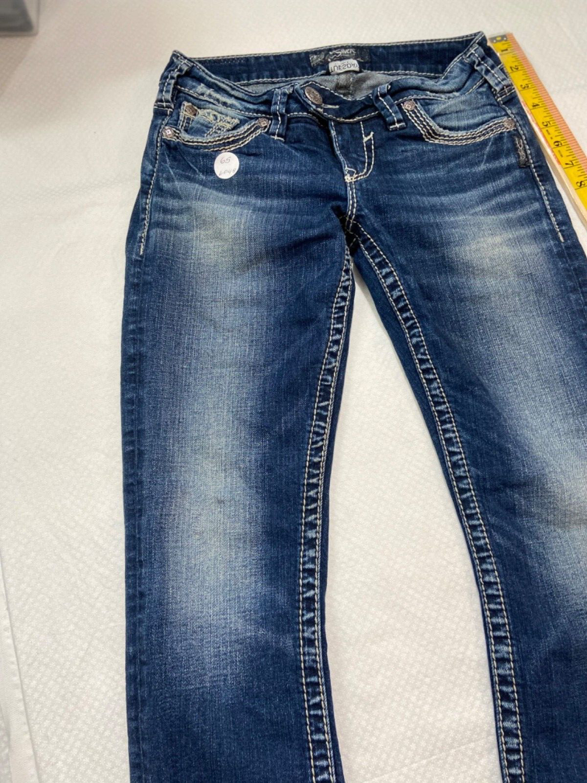 Silver Wms Jeans Capris Tuesday Thick Stitch Medium Wash W 30"Inseam 24"