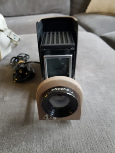 Vintage 35mm Film Slide Projector Minolta Mini 44 Portable w/ Case - Great Cond! - Picture 13 of 23