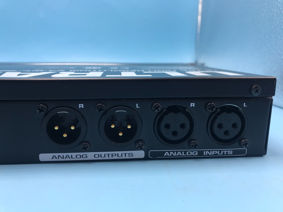 BEHRINGER SRC2496 Ultramatch Pro 24-Bit / 96KHZ A/D-D/A