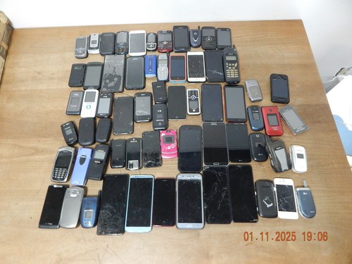 LOT MISC CELL PHONE QTY 65 SMART PHONES FLIP PHONES APPLE ETC PARTS REPAIR
