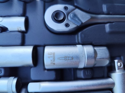 Parkside 24pcs Socket Set 3/8” Drive | 6–24mm Cr-V | 72T Ratchet | Tool Kit - Picture 9 of 15