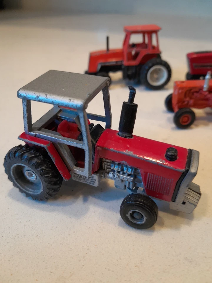 Lote De 4 Juguetes De Granja Ertl De Colección 1/64 Difíciles De Encontrar Cosechadora Internacional Allis Chalmers Foto 2 de 4