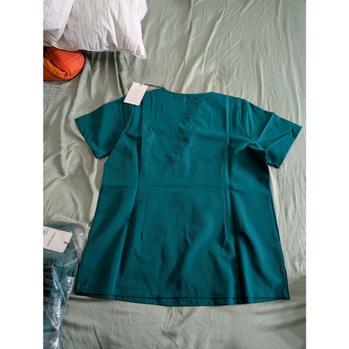 Mandala Women's Hunter Green One Pocket Top and 11 Pocket Joggers Set -Size XS - 第 8/10 張圖片