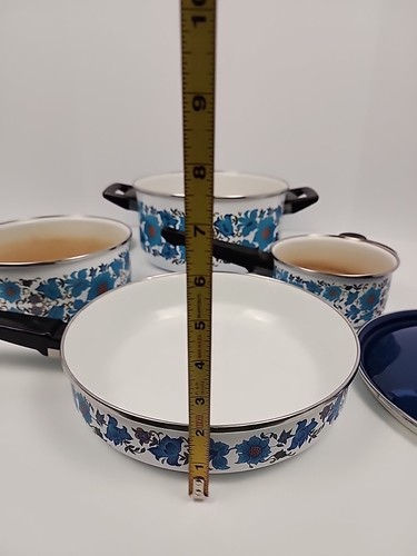 Vintage Farmhouse Enamelware Cook Set Floral Flower Blue 8 Piece Set Pots Pans - Picture 12 of 14
