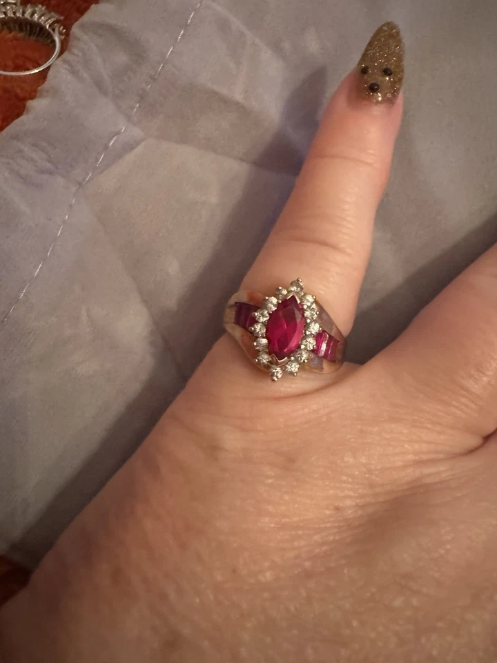 Anillo EFFY Oro Amarillo 14k Rubí y Diamantes Banda Natural 2.25 Quilates Talla 8 Bonito Foto 3 de 4