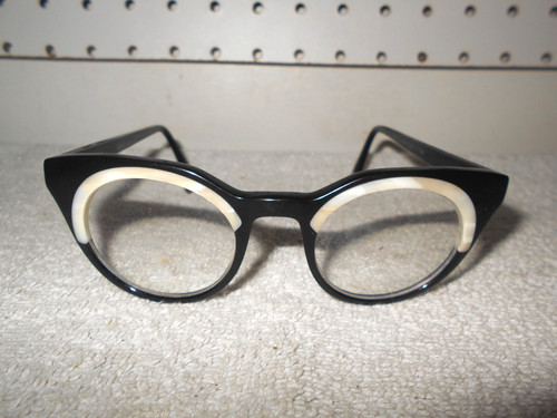 SEE 8143 MADE IN JAPAN ADULT PEARL MARBLE TRIM EYEGLASS FRAMES                