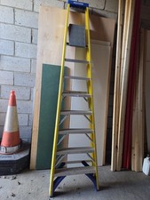 Werner 8 Tread Platform GRP Stepladder EN131 Fibreglass Ladder 7170818
