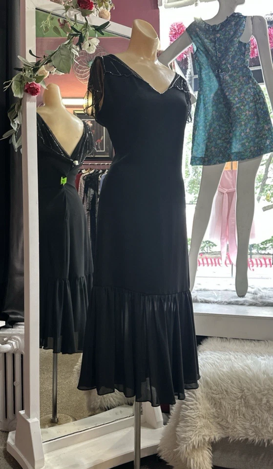 复古 70 年代 Does 20 年代串珠 Flapper 迪斯科 Midi 连衣裙黑色流畅仙女 M/L — 第 4/4 张图片