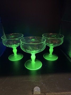 Vintage Watermelon Uranium 4 GLASSES  (Flea Bite On 1), Please See Pictures
