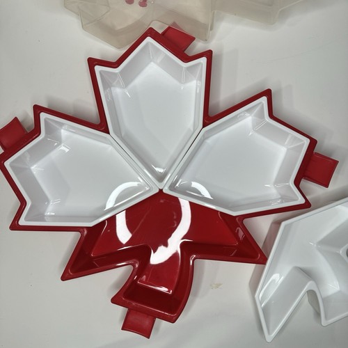 Canadian Maple Leaf Lg Divided Serving Tray w/ Lid Handle Snackle Box for Travel - Picture 3 of 5