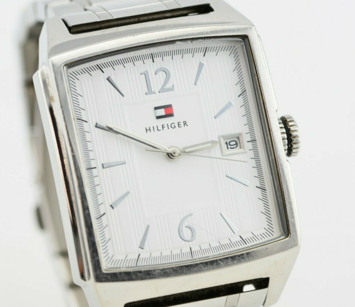 F212 Authentic Vintage Tommy Hilfiger Analog Quartz Watch TH F212 Authentic Vintage Tommy Hilfiger Analog Quartz Watch TH