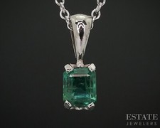 14k White Gold Emerald Cut Natural Emerald Ladies Necklace 2.0g 18"L i18456
