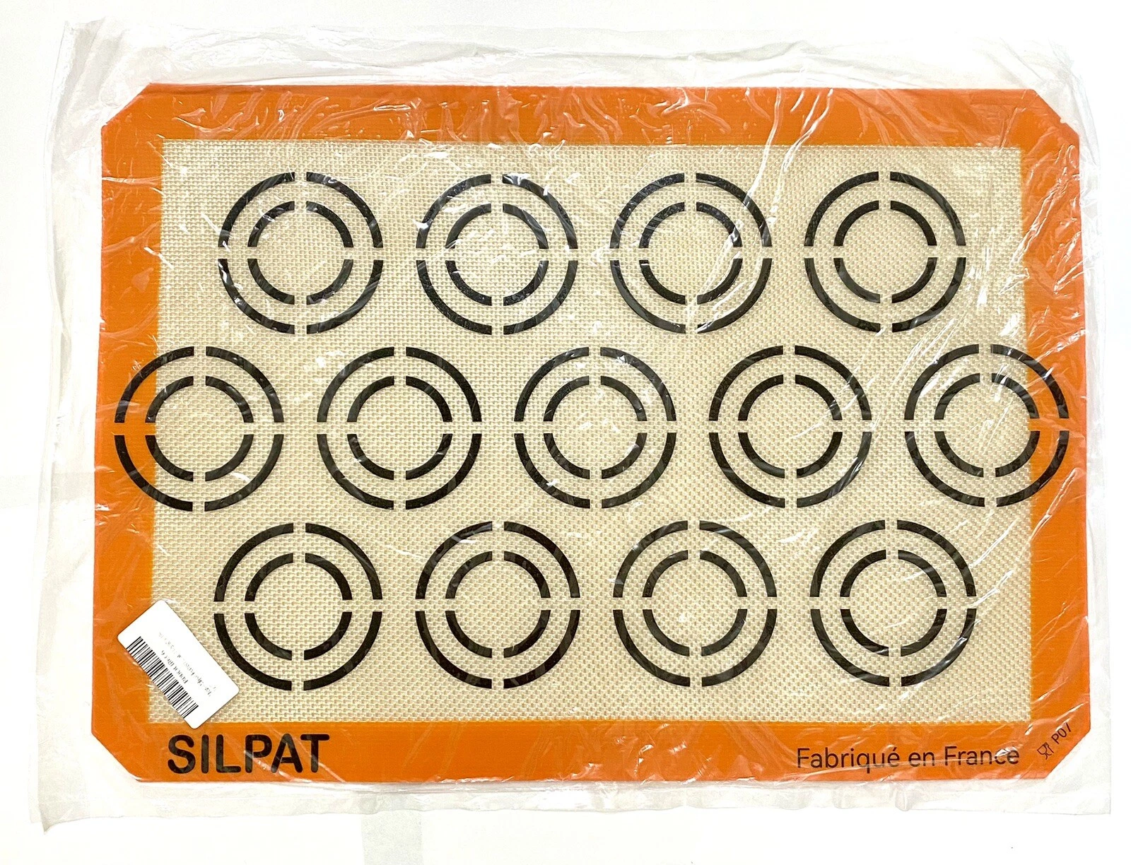 The Original Perfect Macaron Non-Stick Silicone Baking Mat, 11-5/8" X 16-1/2"
Opens in a new window
