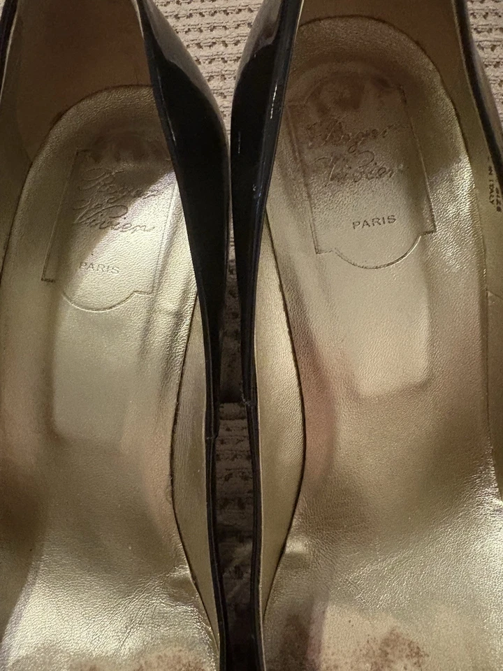 Zapatos de salón Rogers Vivier de charol negro talla 10 con lazo Foto 4 de 4