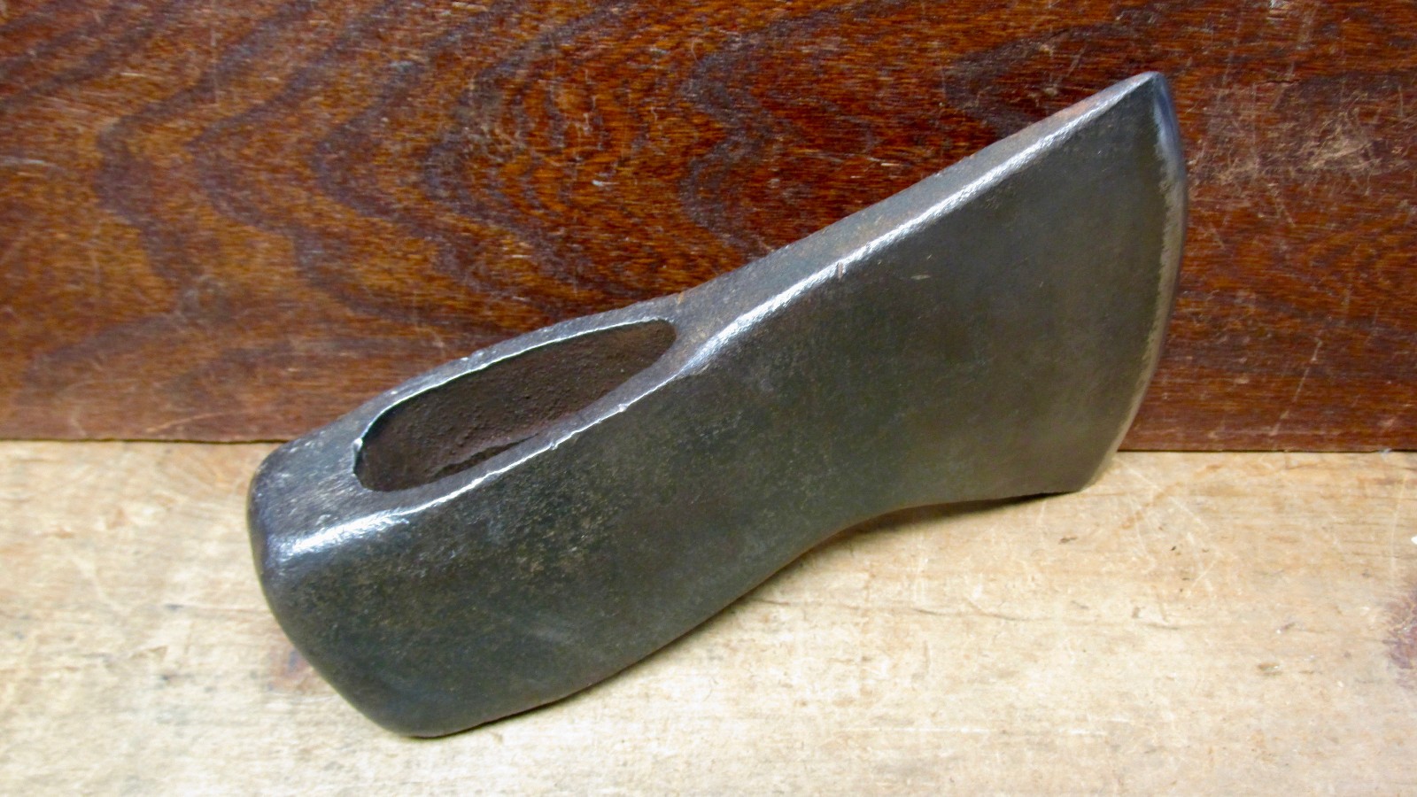 Vintage US 91 WOODINGS VERONA AXE  3 lb 5 oz TOMAHAWK CLEAN SHARP USA TOOL