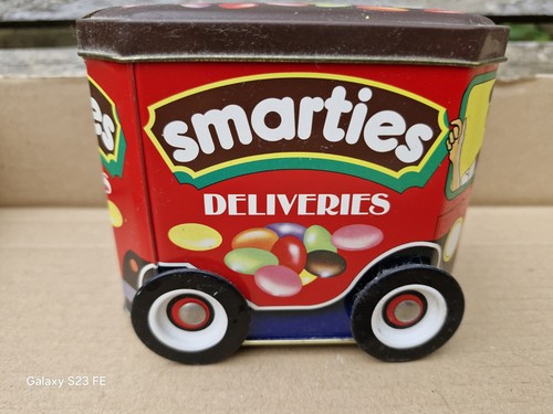 VINTAGE SMARTIES DELIVERIES - MOVEABLE WHEELS - DELIVERY BUS - VAN TIN - Picture 4 of 7