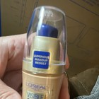 L'Oréal Visible Lift Serum Absolute Foundation SPF 17 Honey Beige 155 Lot 3 — photo 5