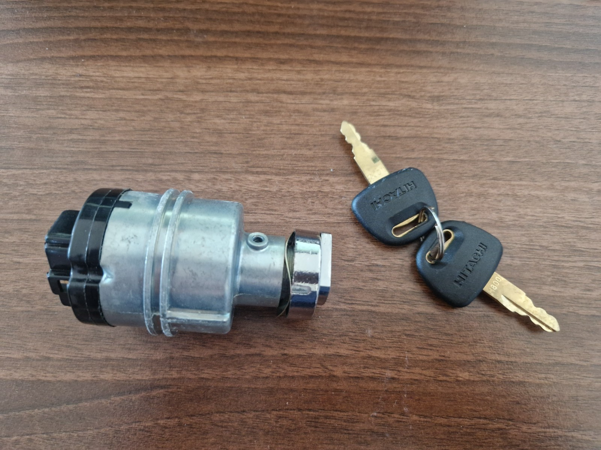 IGNITION SWITCH & 2 KEYS 4448303 71423384 Hitachi EX-2/-3/-5 ZX FH