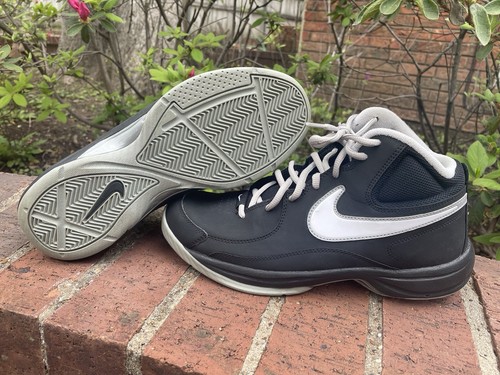 Nike Women’s Overplay VII Black White Silver Basketball Shoes 599426-001 Size 9 - Picture 5 of 7