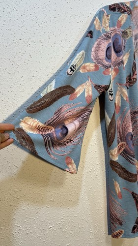 Women's Boho Feather Print Sky Blue Traveler Cardigan Medium 3/4 Bell Sleeves - Picture 3 of 12
