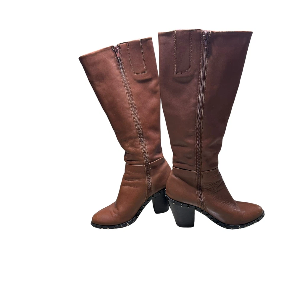 Fergie Olympia Tan Leather Studded Y2K Vtg Zip-Up Tall Heeled Boots Womens 5.5 - Image 3 of 4