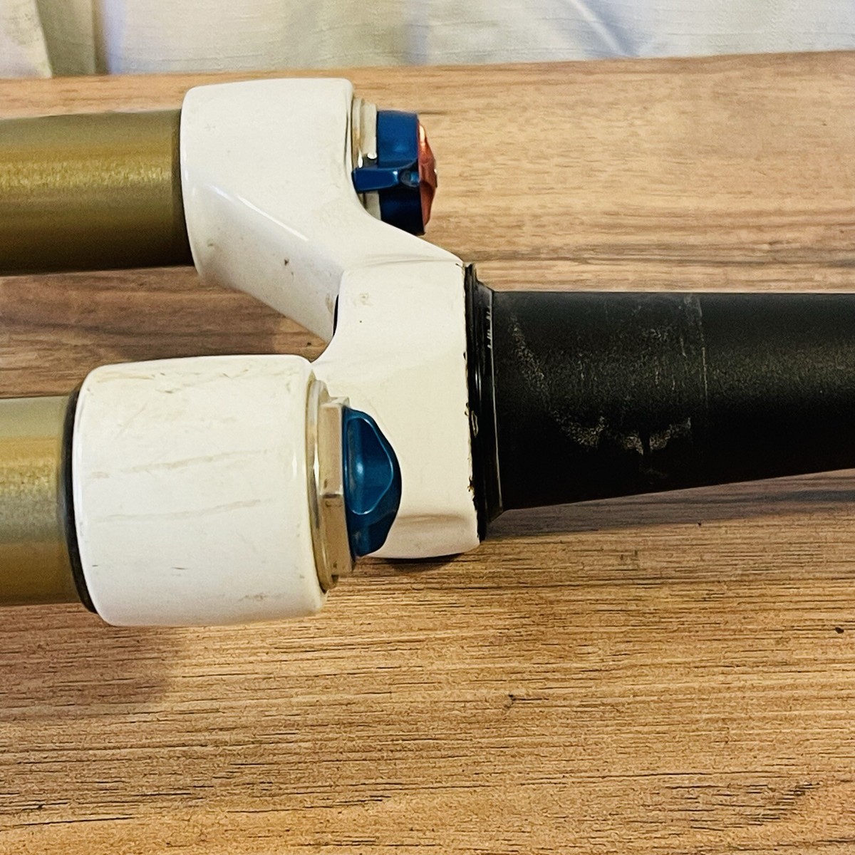 Fox F 32 Series RL 26 Inch Trek DRCV Fork 200mm Steerer Taper QR