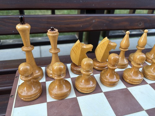 BIG USSR Tournament Wooden Chess set with BIG Plastic board. - Picture 14 of 24