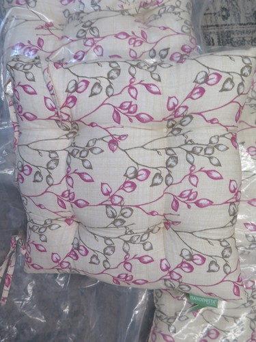 4 X GARDENISTA WATER RESISTANT PRINTED SEAT PADS WITH TIES-PROVENCE VINE - Picture 6 of 7