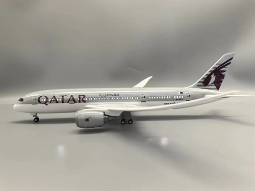 Qatar Airways Boeing 787 Dreamliner Aircraft Model High Quality Gift LED Option - Picture 3 of 7