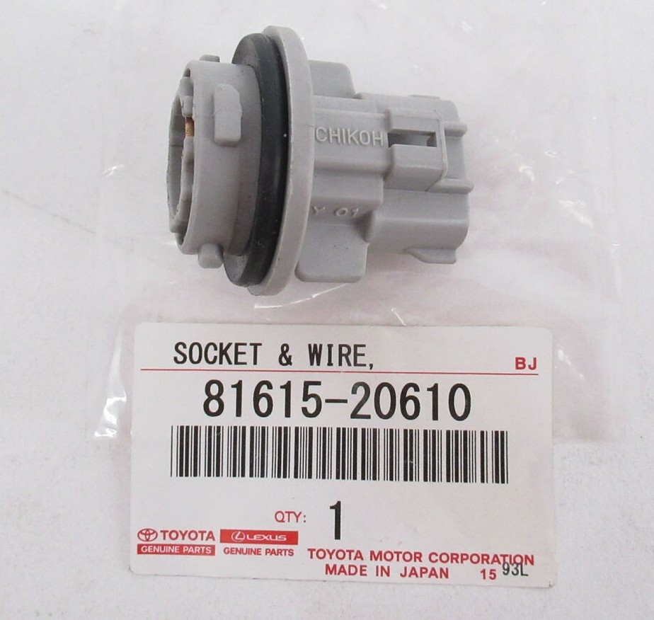 Genuine OEM Toyota 81615-20610 Front Turn Signal Light Socket 1996