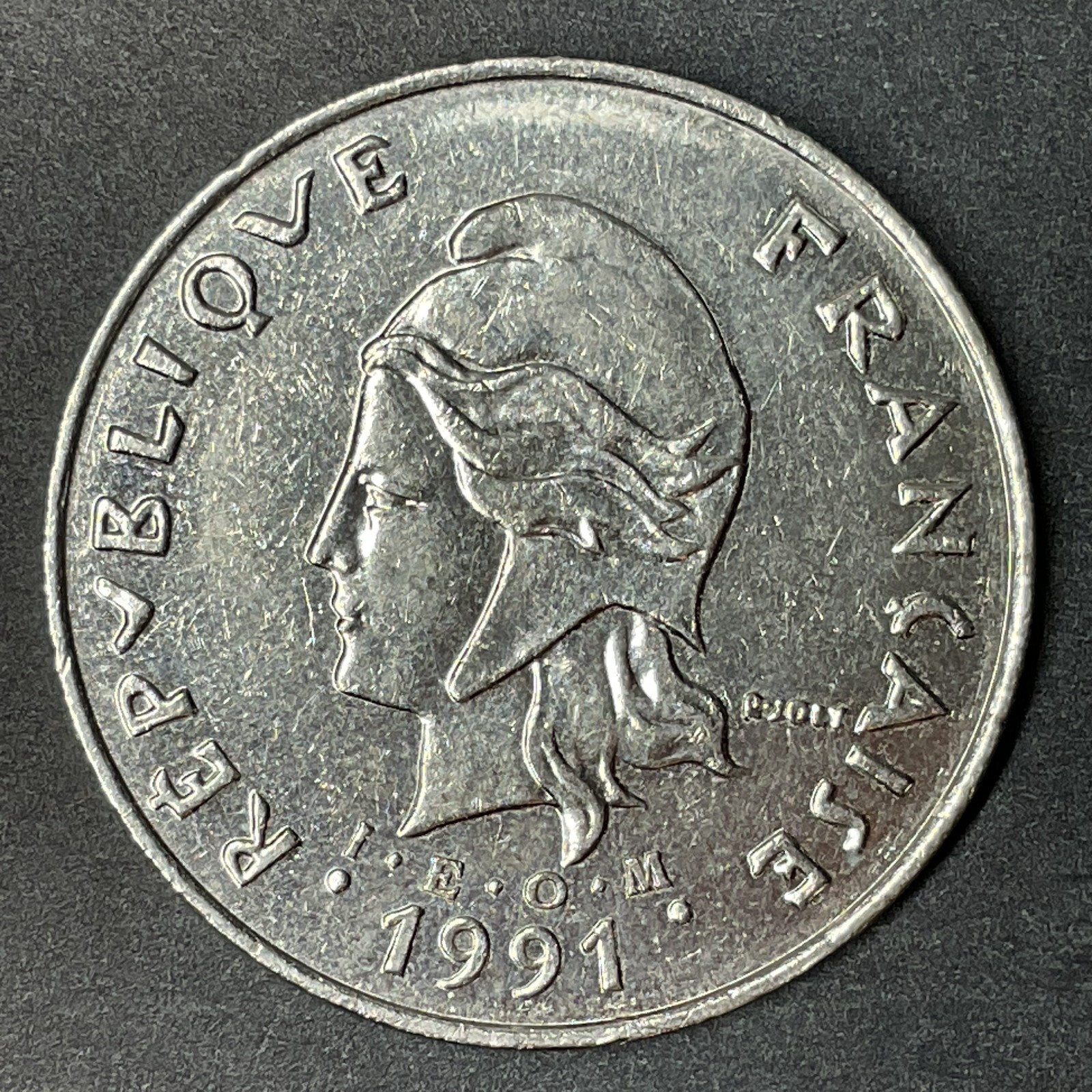 Picture 1 of 2