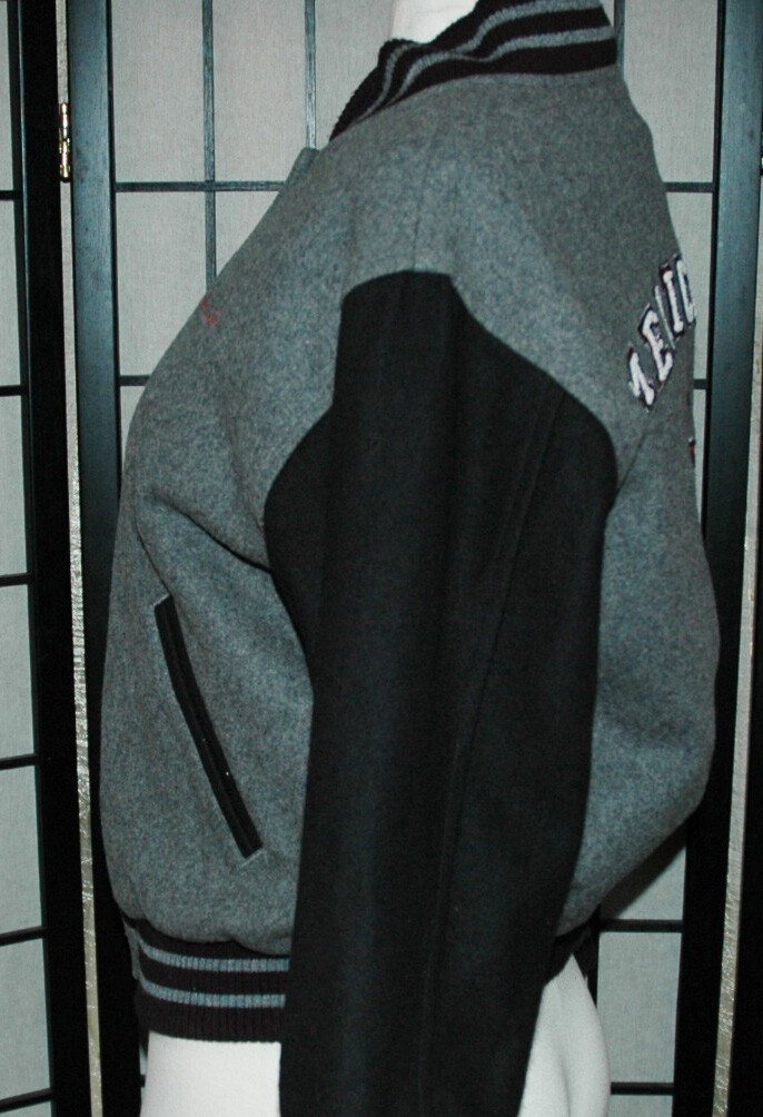 Picture 4 of 5