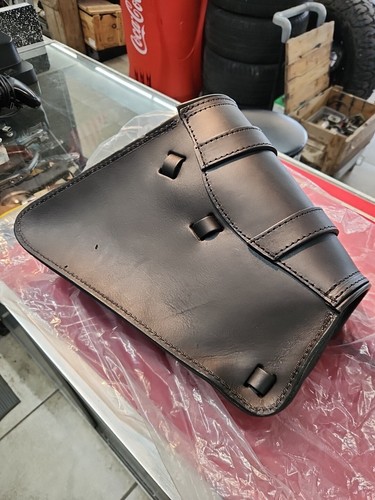 La Rosa Design Leather Solo Right Side Bag NEW Swingarm Mount Black High Quality - Imagen 6 de 13