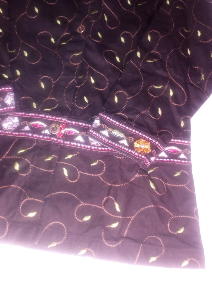 Gabardina Denim & Co Negra De Colección Bordada Floral Multicolor Pequeña Foto 3 de 4