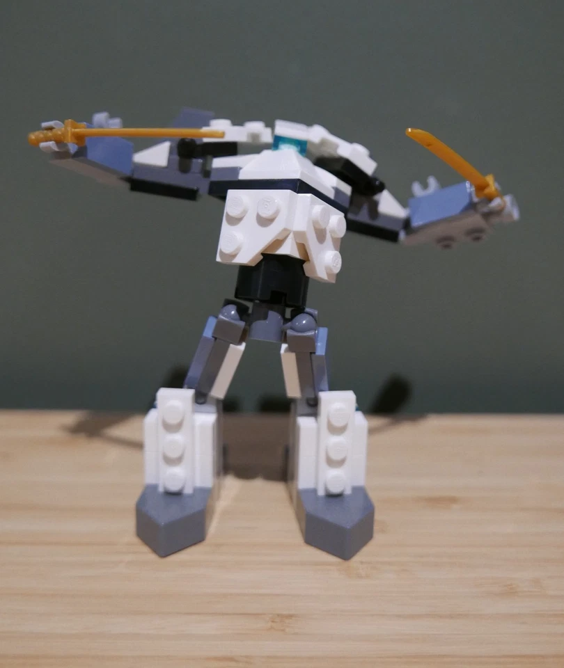 LEGO Ninjago 30591 Titanium Mini Mech, photo 4 of 4
