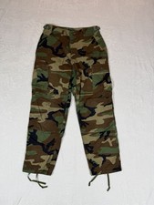 Vintage Army Camo Cargo Pants With Adjustable Waist And Leg Straps Size 31 x 29