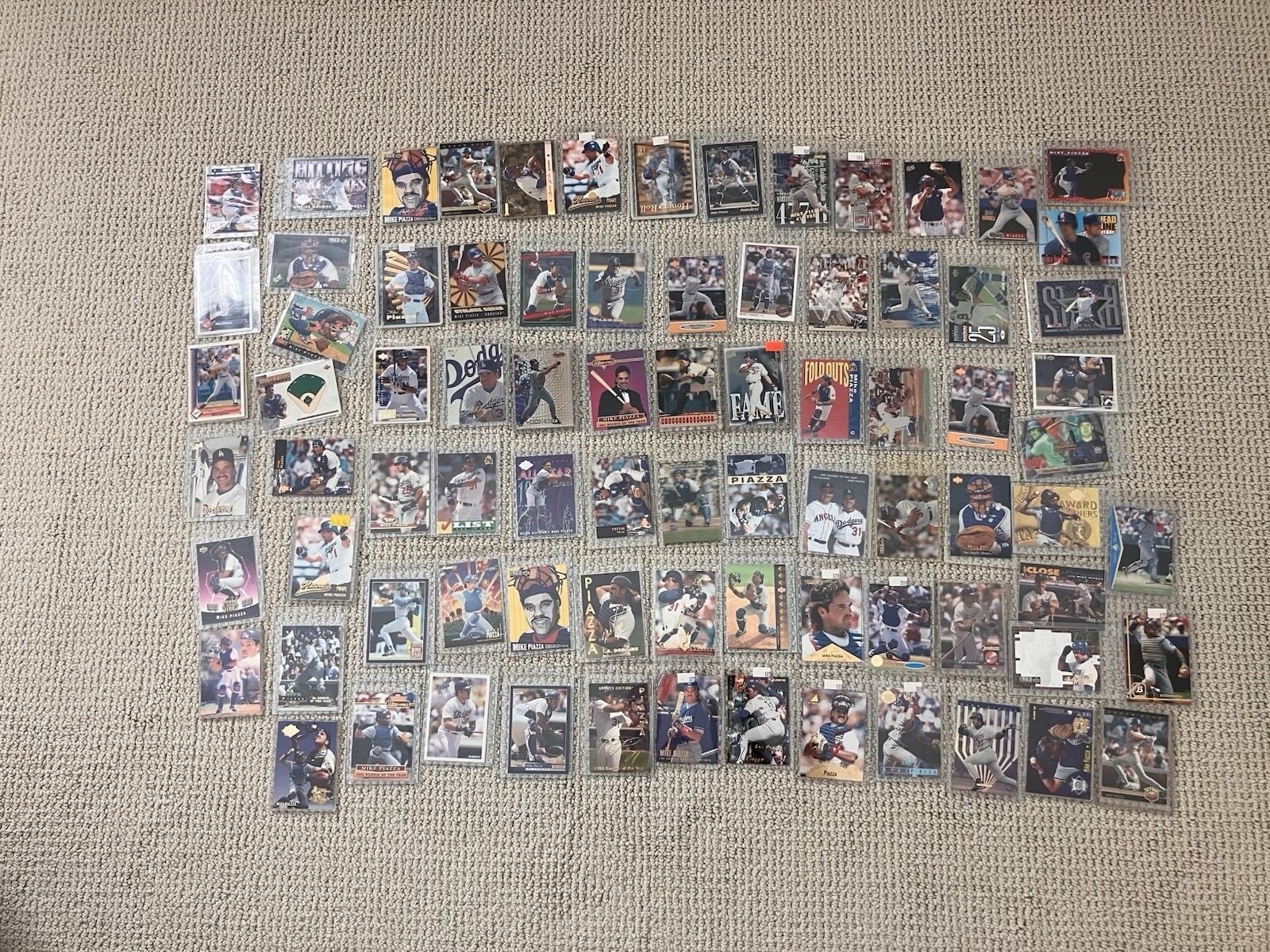 Mike Piazza- Bulk Lot of 80 Baseball Cards
