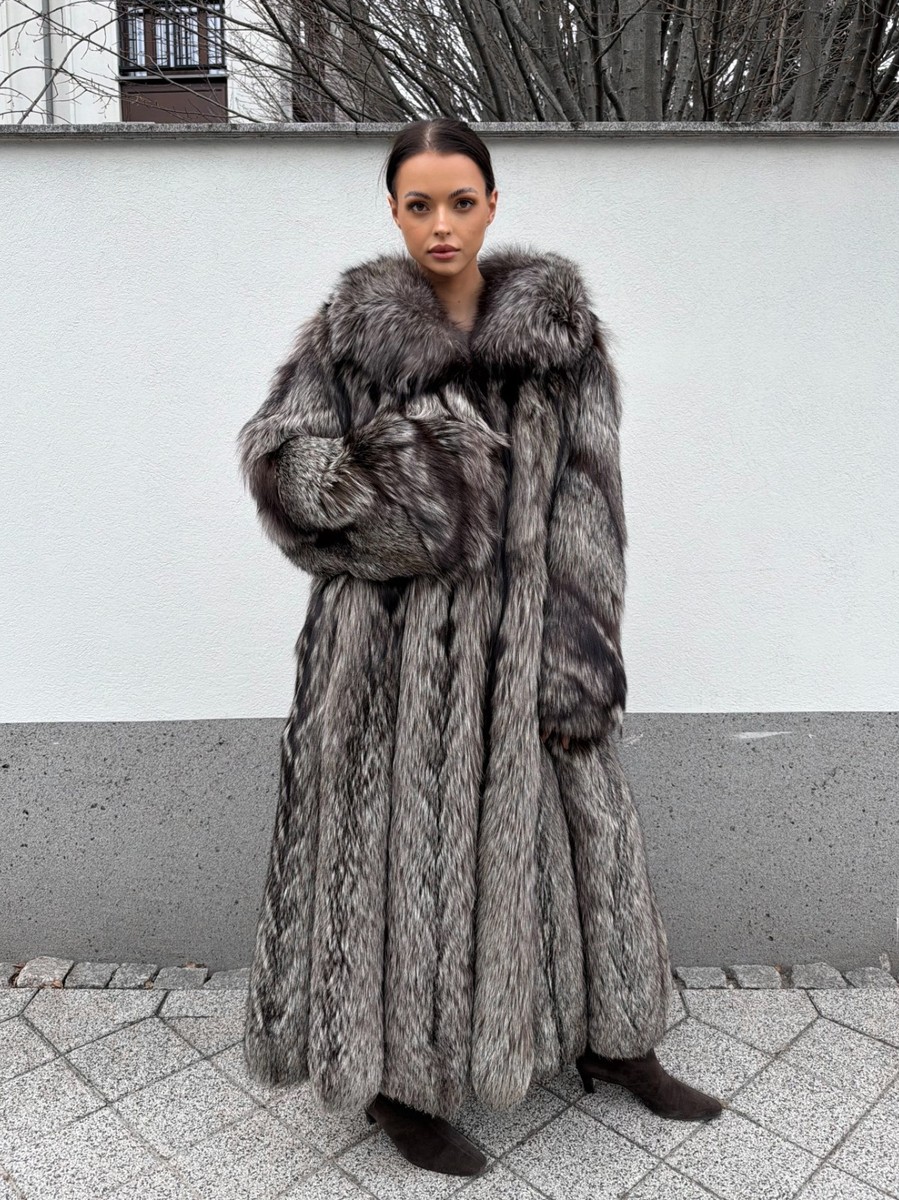 Luxury Full Length Silver Real Fox Fur Long Coat Saga Furs Royal Luxury Full Length Silver Real Fox Fur Long Coat Saga Furs Royal