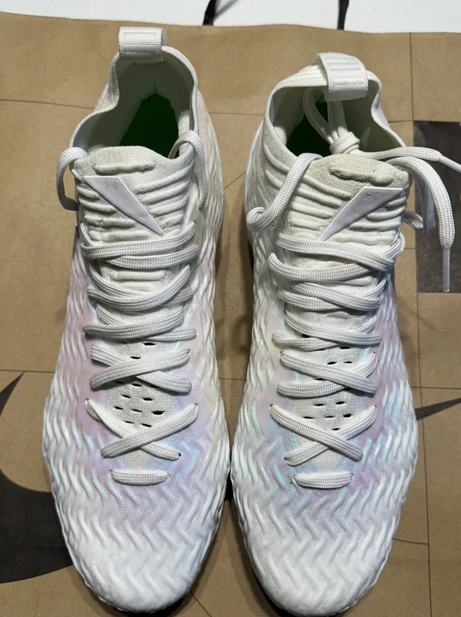 Under Armour Spotlight Pro Football Cleats 3028200-100 Iridescent