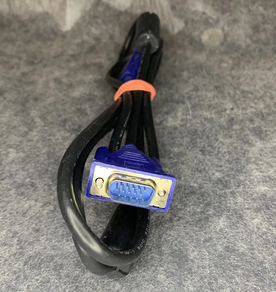 Male 2 Male 5ft Cable Hotron VGA M2M E246588 AWM Style 20276 VW-1 30V 15 Pin EC - Image 2 of 4