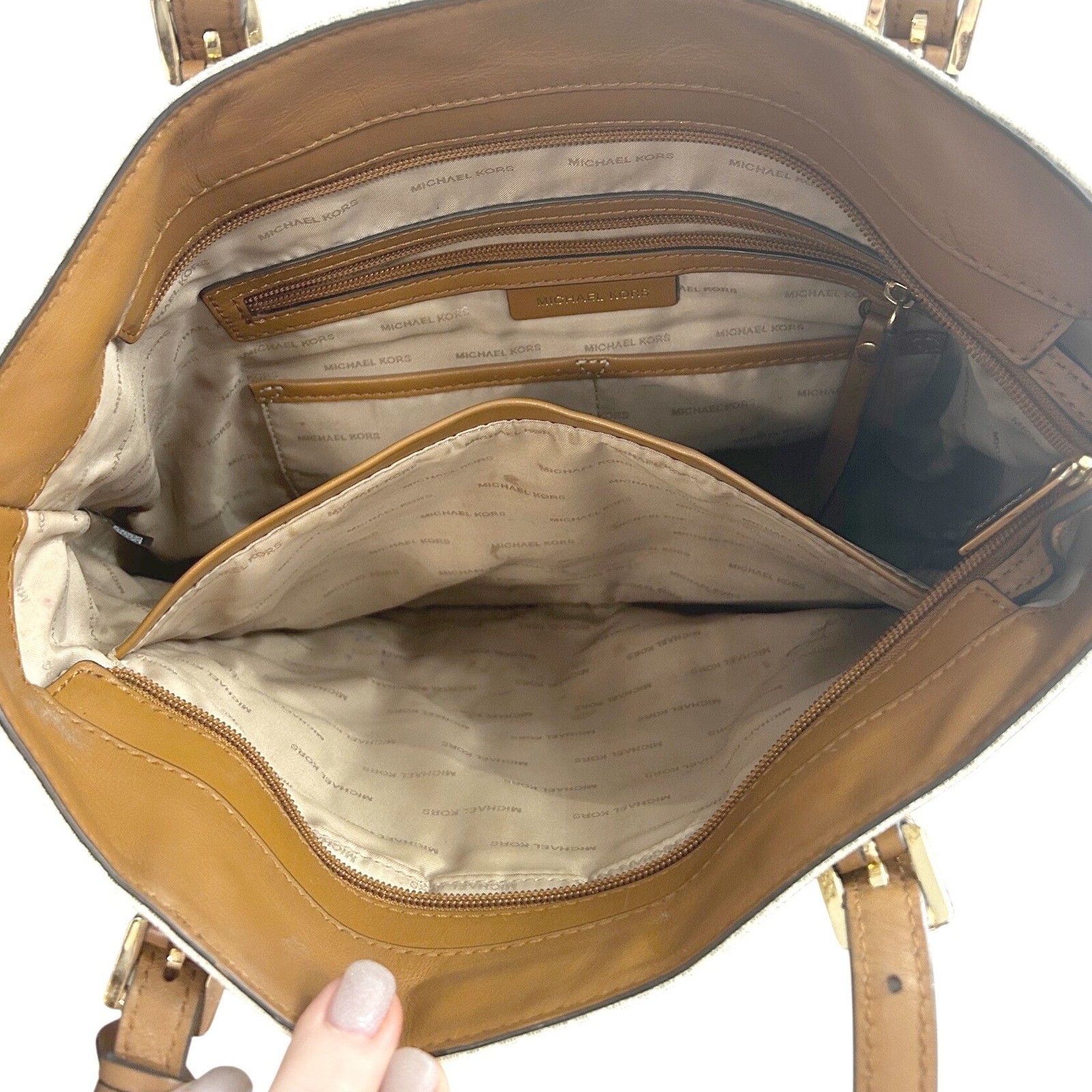 Michael Kors Vanilla MK Monogram Tote Bag Acorn Leather Trim Gold Hardware thumbnail 6