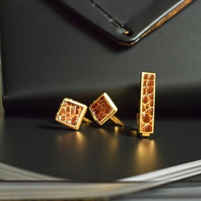 Men's Cuff Links and Tie clip Gold Tone Faux Brown Leather 1960's (E100)