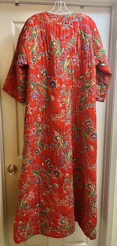 VTG Neiman Marcus (made In Hong Kong) Red Quilted Floral Zip Robe Sz Small - Picture 6 of 8