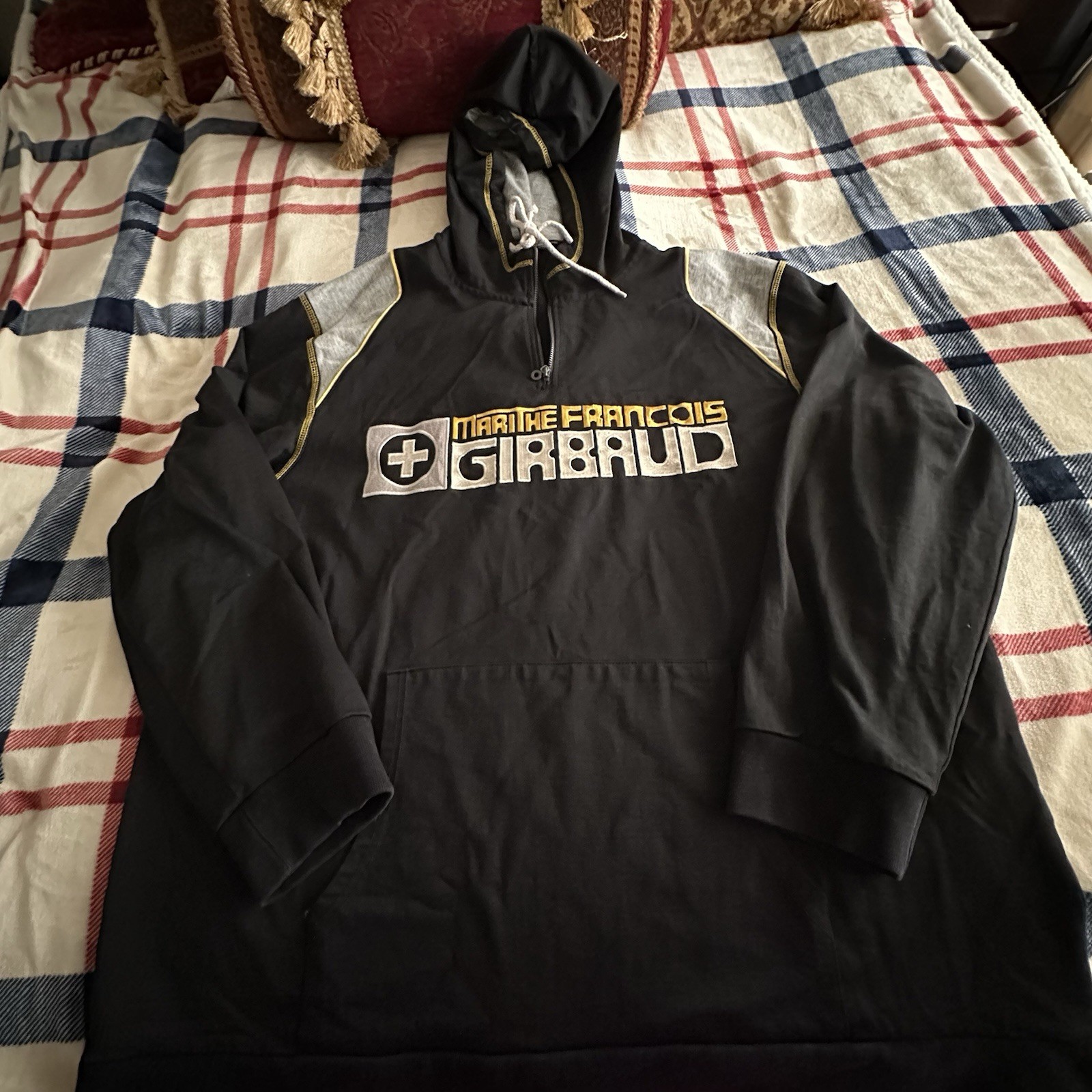 Picture 4 of 14
