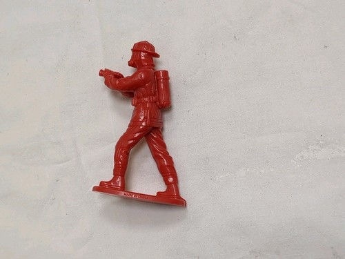 Vintage Red Celluloid Plastic Rare HTF Red Fireman 4" Figure firefighter toy - Picture 6 of 6